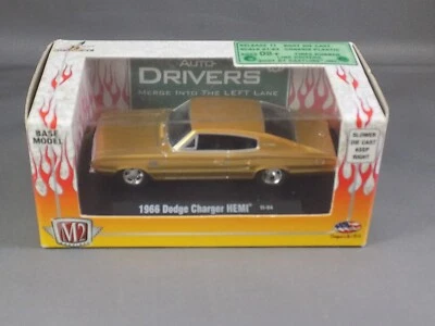 Dodge Charger Hemi 11-04 2011 M2 Machines dorado 1966 conductores automáticos A3 nuevo en paquete Foto 1 de 4