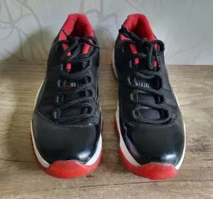 Air Jordan 11 retro low bred shoes sneaker black size 44.5 - Picture 1 of 8