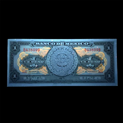 MEXICO 1 Peso BANKNOTE 1970 AZTEC CALENDAR Mexican Currency Paper Money UV ART - Image 1 of 4