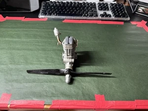 OS FS-40 Model Aircraft Engine - Picture 1 of 5