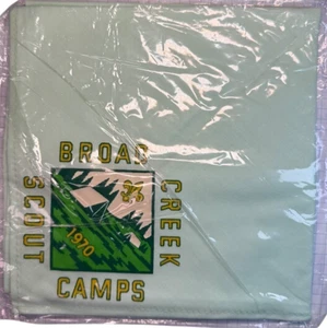 Del - Mar - Va Council DE (orig pack) Green 1970 Neckerchief Bdr - Picture 1 of 2