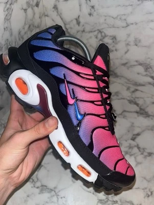 Nike TN Barcelone - Photo 1/4