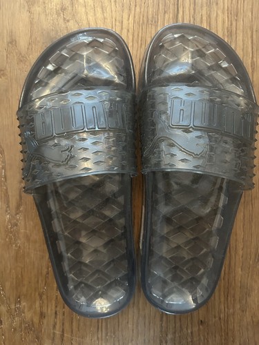 Cursori in gelatina Fenty x Puma. Nuovo con scatola taglia 4. Prezzo consigliato £80