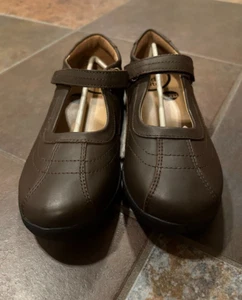 Stride Right Claire Mary Jane Brown Size: 6M - Picture 1 of 8