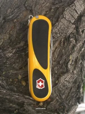 Victorinox Swiss Army Knife, EvoGrip 18 Yellow / Black 2.4913.C8US, New In Box - Image 1 of 4