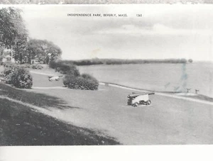 Independence Park  Beverly MA   Postcard 31818 - Picture 1 of 2