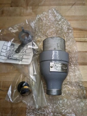 Conector a prueba de explosiones Russellstoll 20 amperios 250 VCA 3 polos 4 cables 4804 Foto 1 de 4