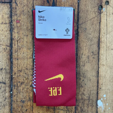 NIKE STRIKE ~ PORTUGAL ~ Dri-Fit Multi-Color Soccer Y/W/M Socks ~ NEW Cover