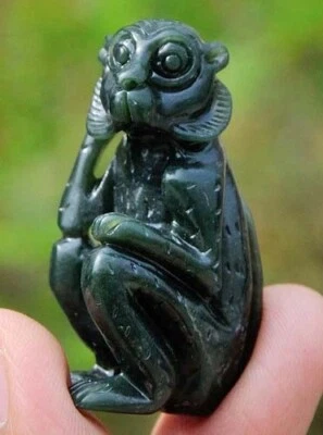 Estatuilla de mono de jade de nefrita natural / animal de piedras preciosas talladas a mano Foto 1 de 3