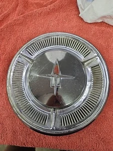 (1) 10.5" dog dish hubcap 59-60 Oldsmobile - Bild 1 von 4