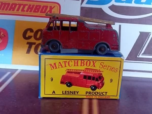 Matchbox Lesney #9 Merryweather Series 3 Fire Engine with Reproduction Box - Picture 1 of 7
