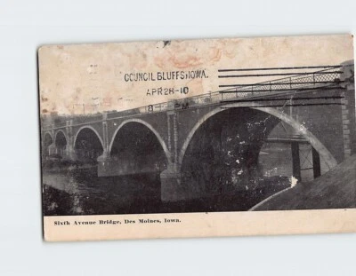 Postcard Sixth Avenue Des Moines Iowa USA - Image 1 of 2