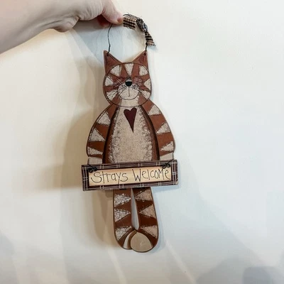 VTG Cat Door Hanger Primitive Rustic “strays Welcome” 15” Orange Tabby - Image 1 of 4