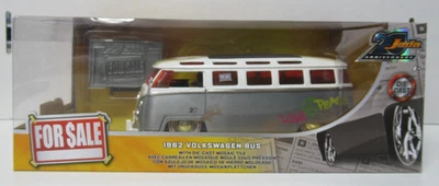 Jada Toys 20th Anniversary For Sale Silver 1962 Volkswagen Bus 1:24 Scale - Image 1 of 4