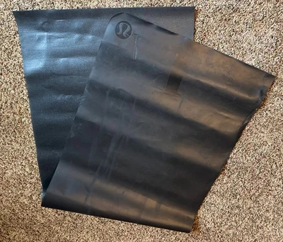 Estera de yoga negra Lululemon 26x71 Foto 1 de 3