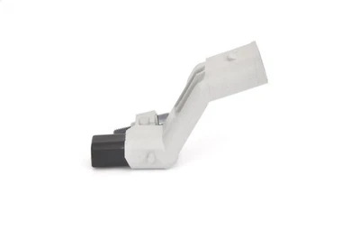 Sensor, crankshaft pulse BOSCH 0 986 280 435 for AUDI A3 (8P1) 2 2004-2012 - Image 1 of 4