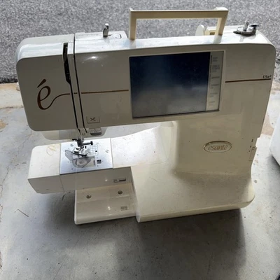 BABYLOCK ESe2  Esante Sewing Machine PARTS OR REPAIR ONLY READ - Image 1 of 4