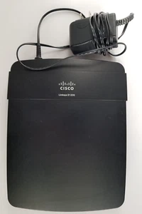 Cisco Linksys E1200 Wi-Fi Router with Power Cable Adapter - works - Picture 1 of 3