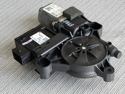 2017-2022 JEEP COMPASS FRONT RIGHT PASSENGER DOOR WINDOW REGULATOR MOTOR OEM* - Image 1 of 4