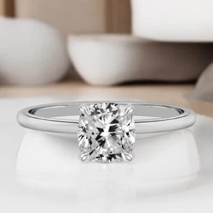 Anillo de compromiso de platino 950 corte cojín diamante certificado IGI creado en laboratorio - Imagen 1 de 11