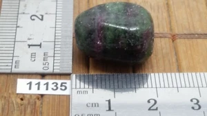 RUBIS sur ZOISITE pierre roulée mineraux lithotherapie collection soin reiki - Photo 1/1