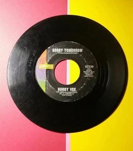 VINTAGE 1950's LIBERTY 45 RPM RECORD - BOBBY VEE - BOBBY TOMORROW - CHARMS - Imagen 1 de 2