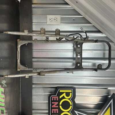 99-04 HONDA SPORTRAX TRX 400EX OEM SUBMARCO TRASERO BARRA DE AGARRE CHASIS Foto 1 de 4