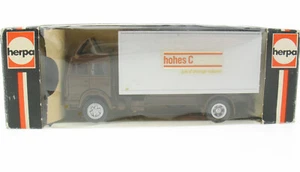 Herpa 815390 - Saurer OM (Iveco) LKW Kasten - Hohes C Decals - 1:87 Truck - Bild 1 von 4