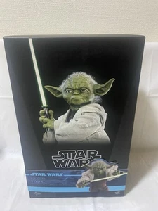 Hot Toys MMS495 Star Wars Yoda Figure 1/6 Scale - Picture 1 of 17
