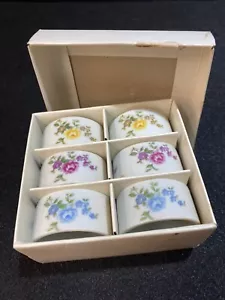 VINTAGE STAFFORD CHINA NAPKIN RINGS SET OF 6 "FLORAL DESIGN" - Picture 1 of 8