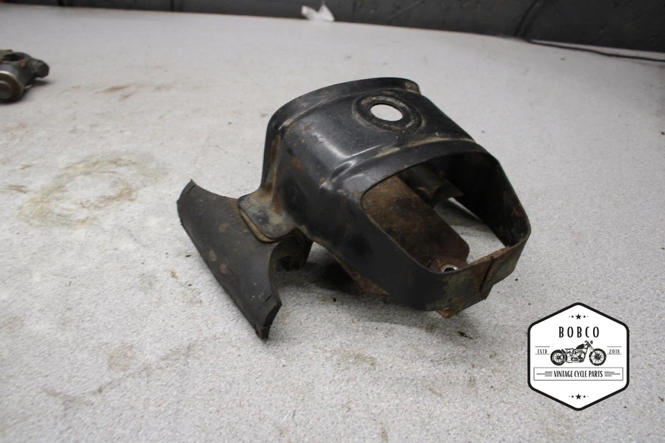 1972 Yamaha R5C 350 REAR GAS TANK MOUNT BRACKET U7-2907.KN - Image 1 of 4