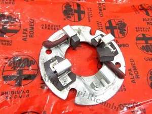 PIASTRA PORTASPAZZOLE MOTORINO D'AVVIAMENTO ALFA  33  / 75 60749511 - Picture 1 of 1