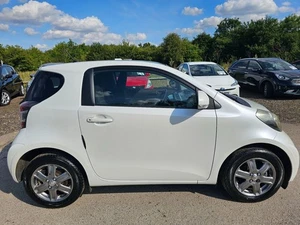 2009 Toyota IQ 1.0 VVT-i 2 Multidrive Euro 4 3dr HATCHBACK Petrol Automatic - Picture 1 of 24