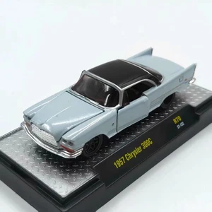 1:64 Scale 1957 Chrysler 300C - Alloy Die-Cast Metal Vintage Model Car - Picture 1 of 8