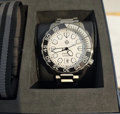 Автоматические дайверские часы Helm Khuraburi титановый белый циферблат 42 мм Microbrand - Изображение 1 из 4