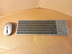 Dell Multi-Device Wireless Keyboard and Mouse UK QWERTY KB7120Wc NO DONGLE - Picture 1 of 22