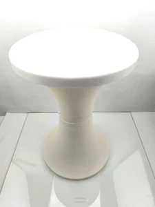 DDR Hocker Tulpenhocker Vollplasthocker Anett weiß Badhocker 60er 70er Vintage - Bild 1 von 12