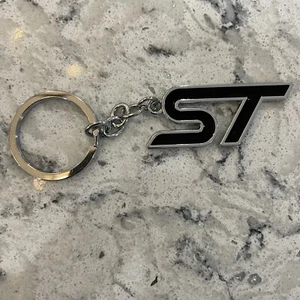 Ford ST BLACK Keyring Metal Car Key chain Key ring Fiesta Focus Puma Mondeo Kuga - Foto 1 di 2