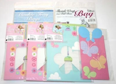 Bakery Dessert Cookie Gift Boxes Pop Up Treat Bags Girls Pink Butterfly Flowers - Image 1 of 4