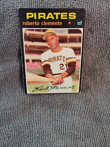 1971 Topps Baseball Roberto Clemente Pittsburgh Pirates Card #630 HOF