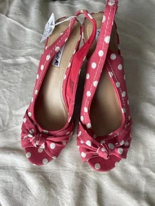 NWT American Eagle Red with White Polka Dots Espadrille Wedges size 6.5 - Picture 1 of 6