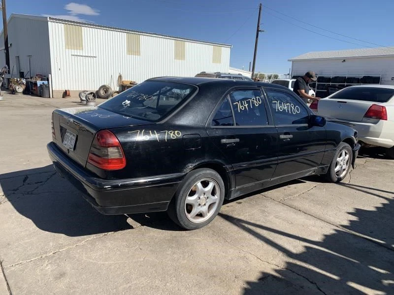 Passenger Tail Light 202 Type C230 Fits 98-00 MERCEDES C-CLASS 1007646 Foto 1 de 1