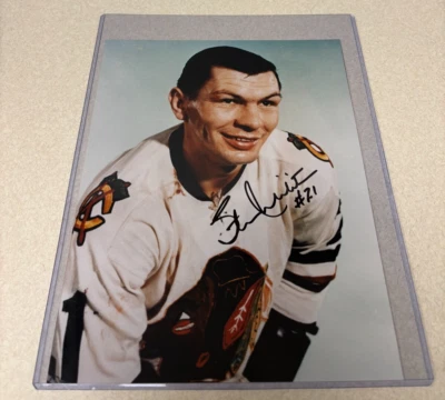 Foto firmada por Stan Mikita del Salón de la Fama del Hockey de los Chicago Blackhawks 8 x 10 Foto 1 de 2