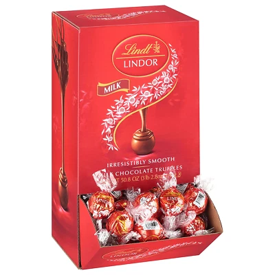 Трюфели из молочного шоколада Lindt LINDOR, кошерные, 120 штук, 50,8 унции - Изображение 1 из 4