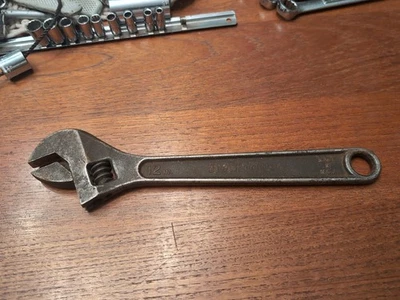 Llave Ajustable 12" Punto Azul - DA212 Foto 1 de 4