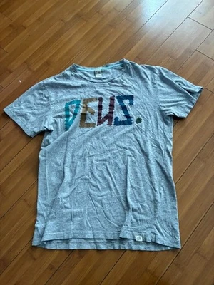 Camiseta Deus Ex Machina OCD Gris - Para Hombre Mediana Foto 1 de 4