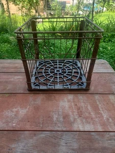 VTG Galliker's 1968 Milk Crate Metal Wire Plastic Bottom Advertising 4 Gallon - Picture 1 of 5
