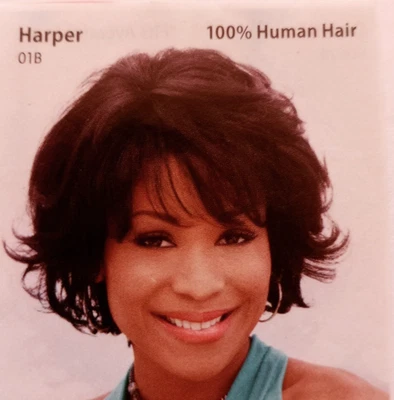 PELUCA DE CABELLO HUMANO HARPER CASI NEGRA MOJADA 'N' ONDULADA ESPECIALMENTE TUYA/TALLA PROMEDIO Foto 1 de 4