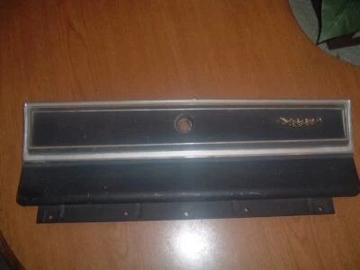 Mopar; puerta guantera VIP Plymouth Fury 1966 Foto 1 de 2