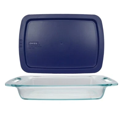 NEW Pyrex Easy Grab Glass Baking Dish 3 Qt 9 x 13 in. with heavy plastic lid - Image 1 of 4